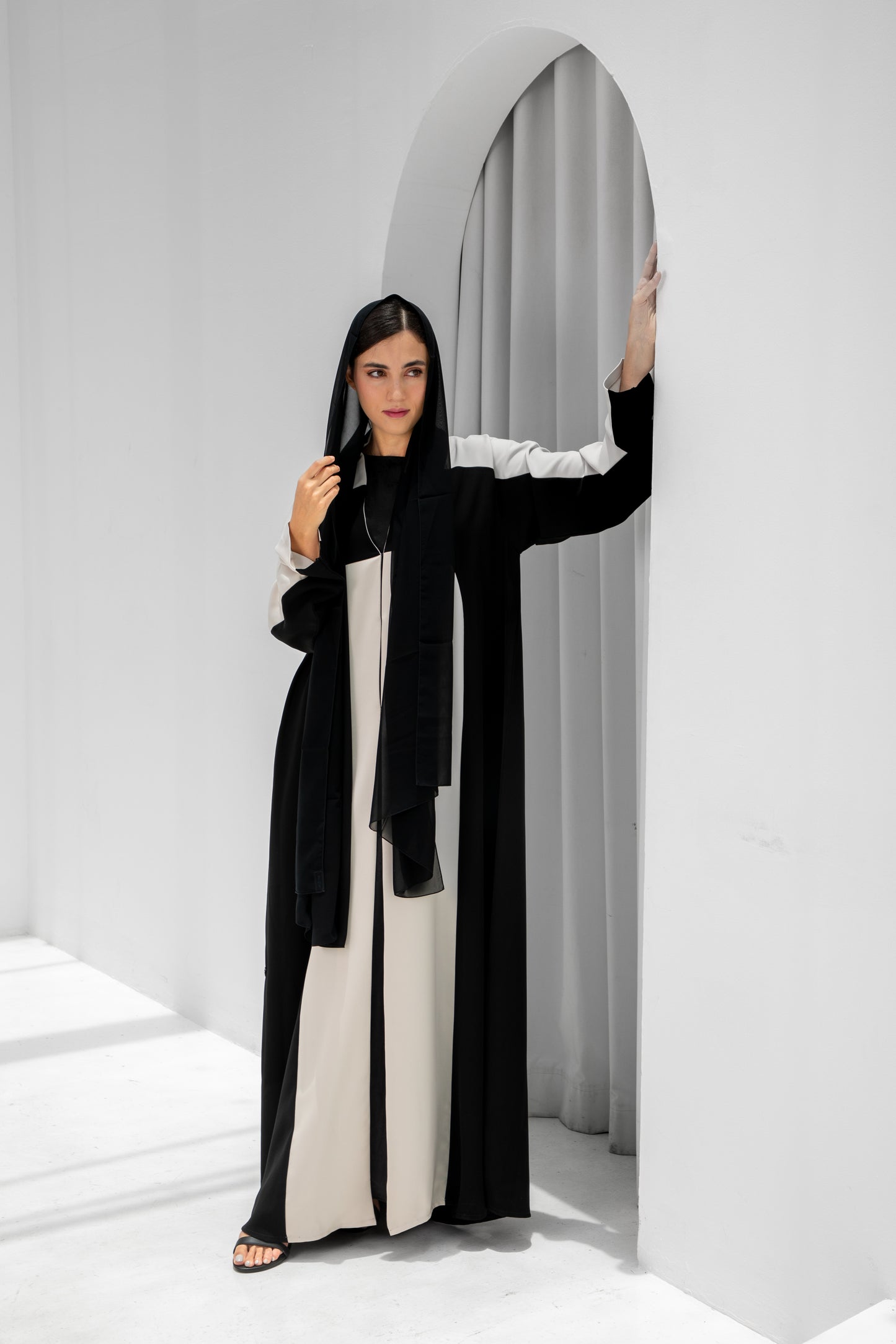 Eclipse Abaya