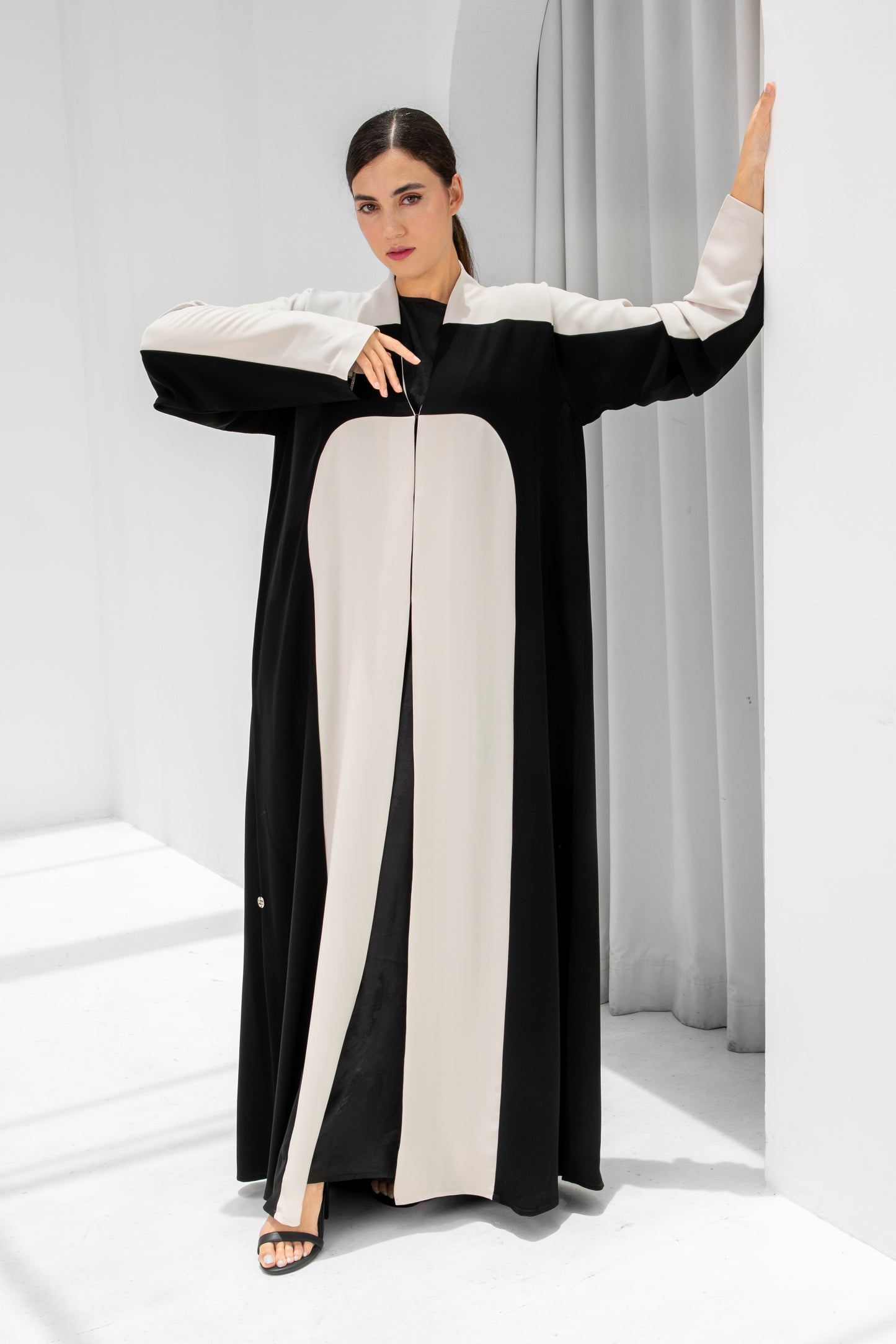 Eclipse Abaya