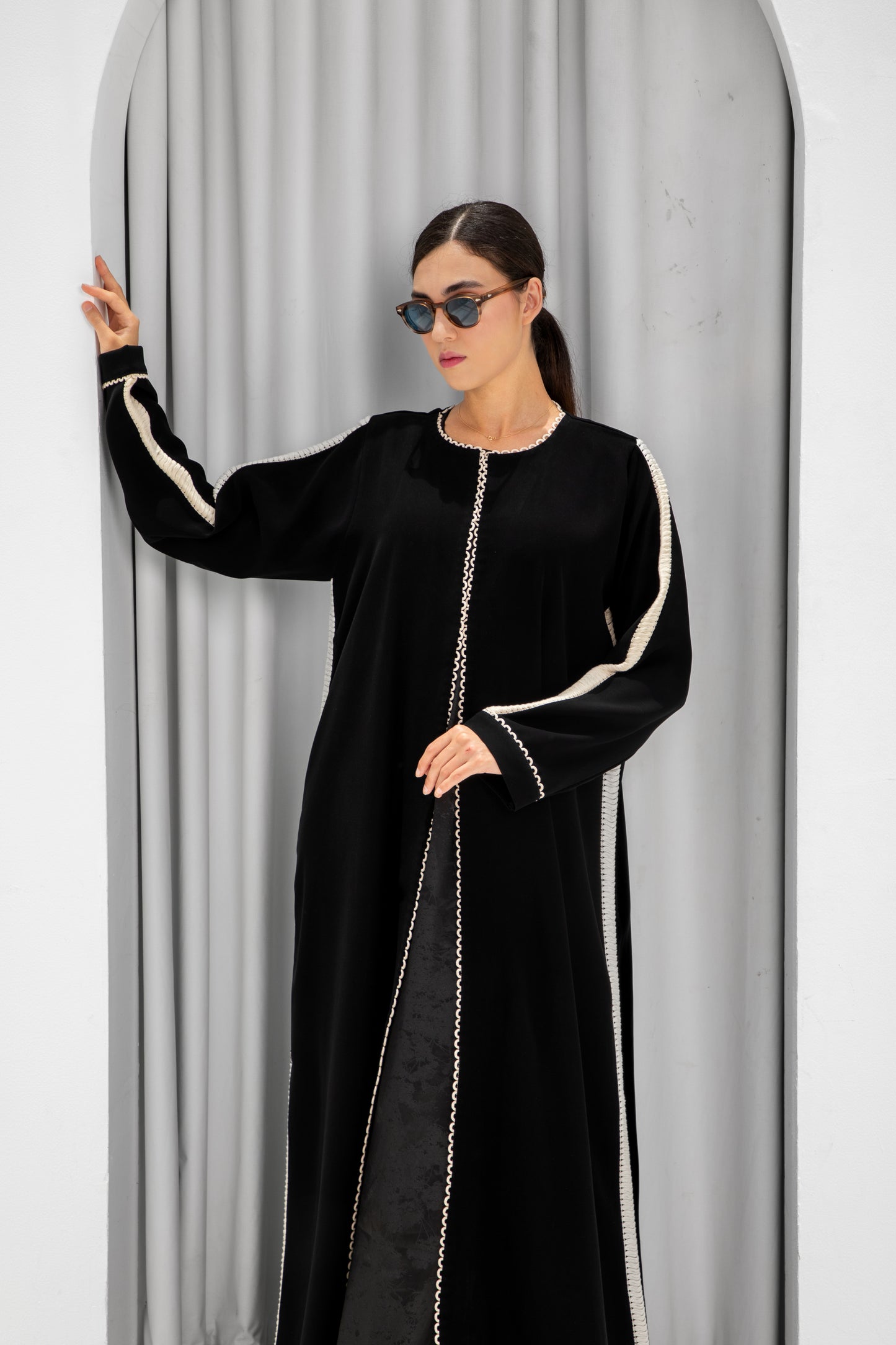 Prestige Black Abaya