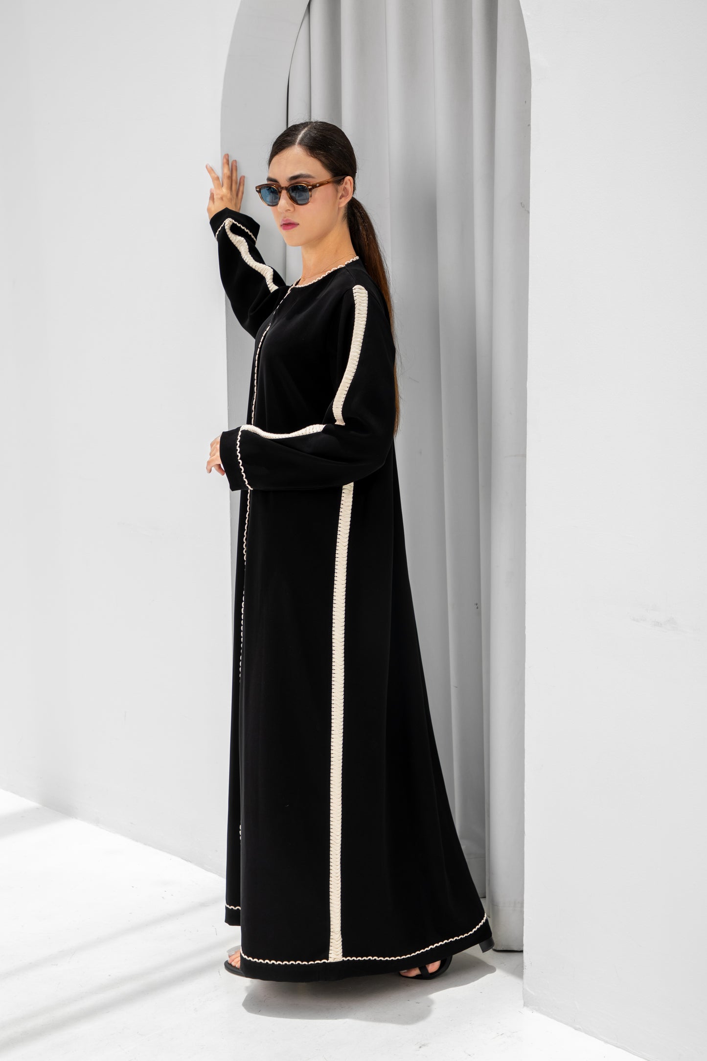 Prestige Black Abaya