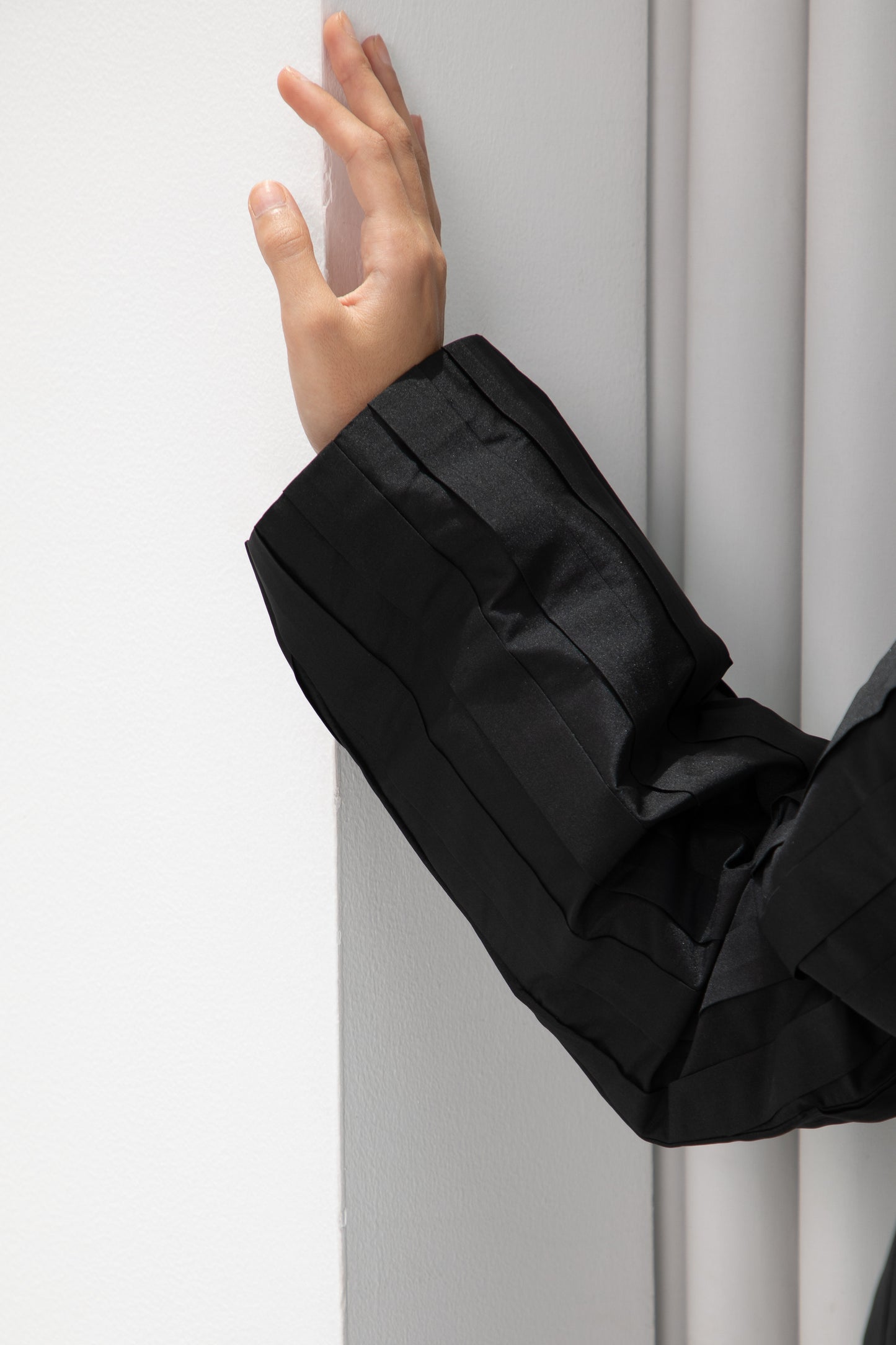 Black Aura Abaya