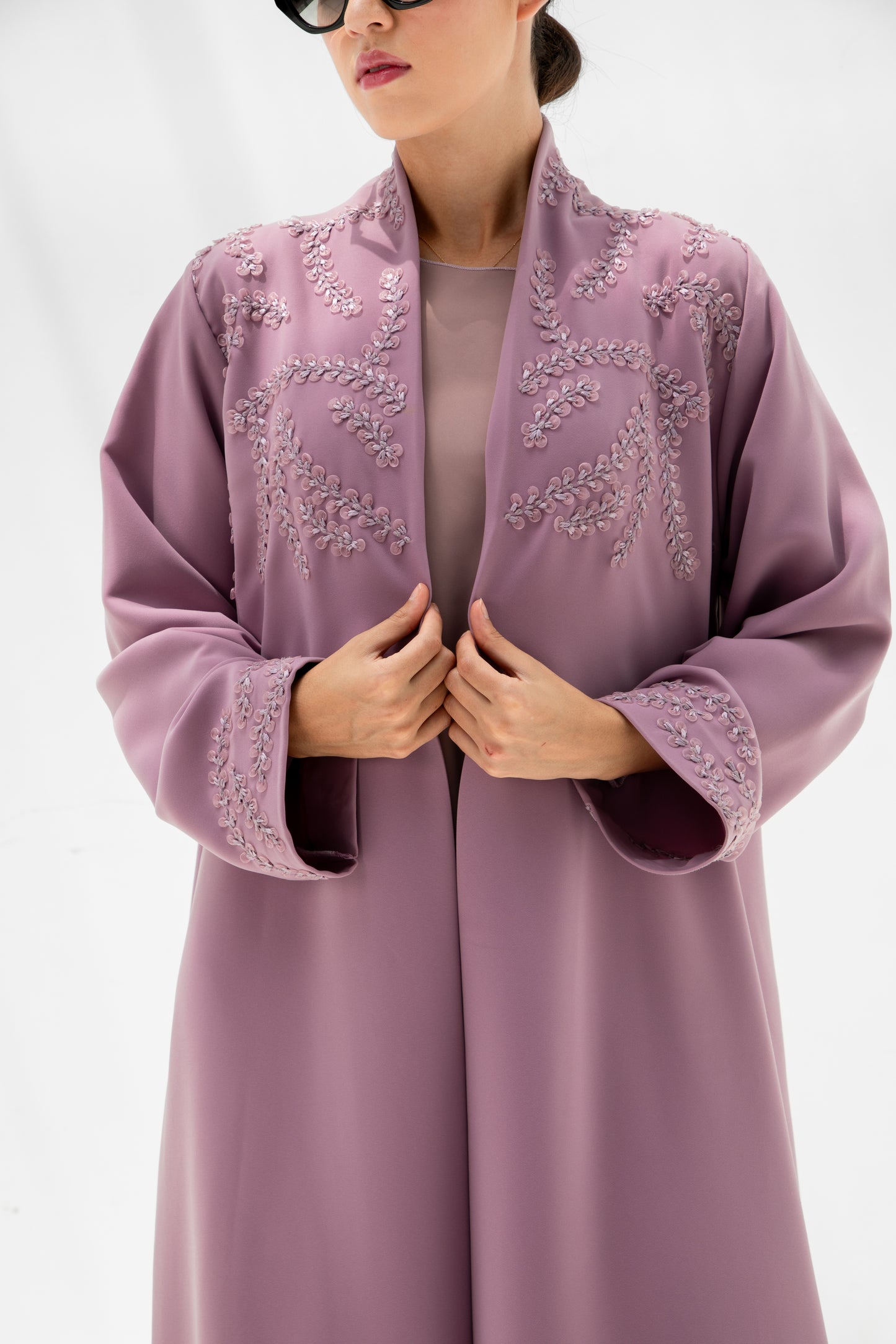Amara Embroidered Mauve Abaya