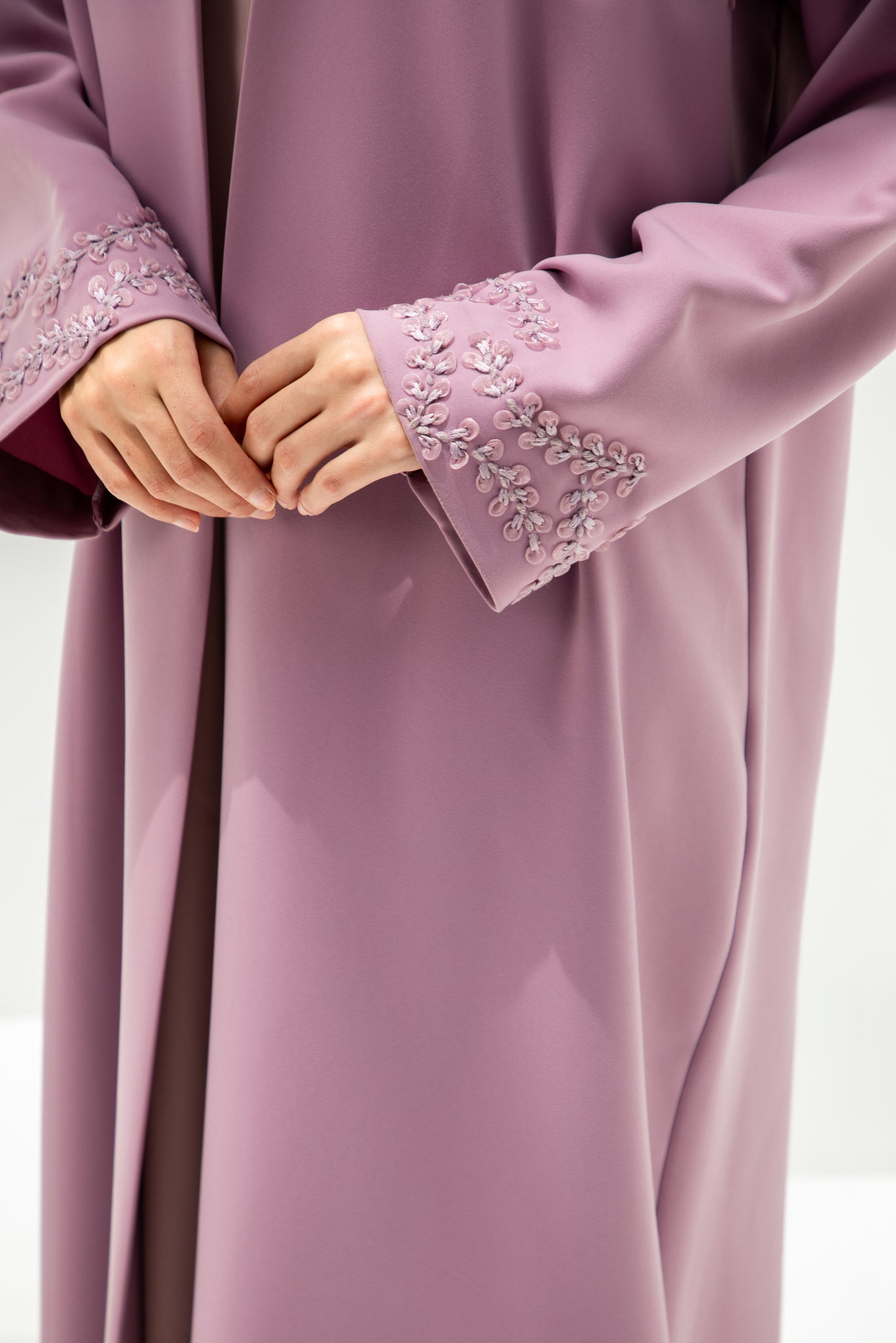Amara Embroidered Mauve Abaya