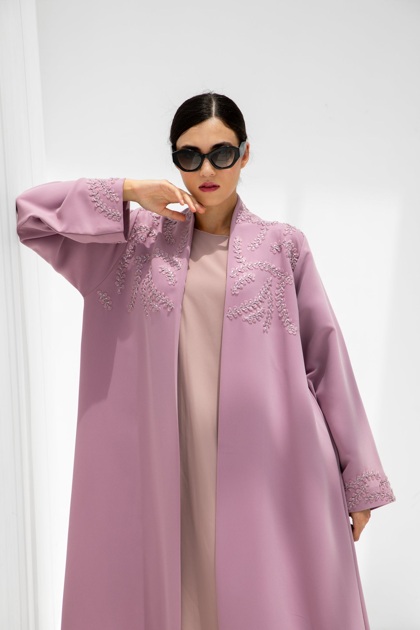 Amara Embroidered Mauve Abaya
