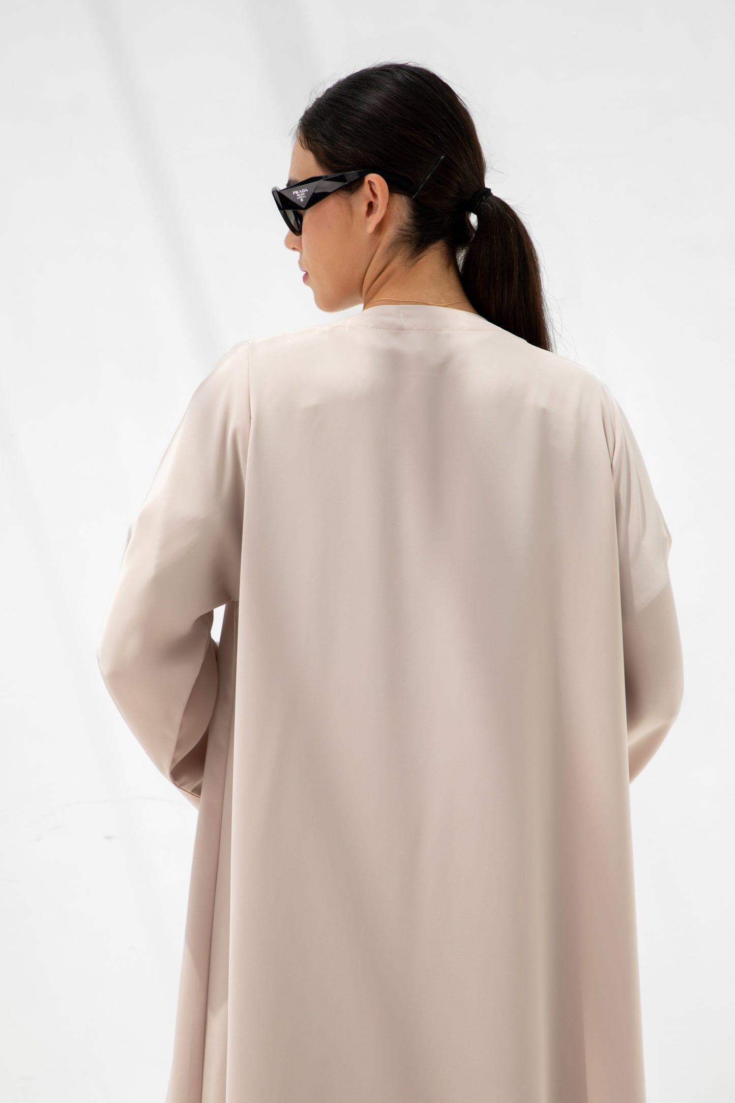 The Linear Flow Abaya