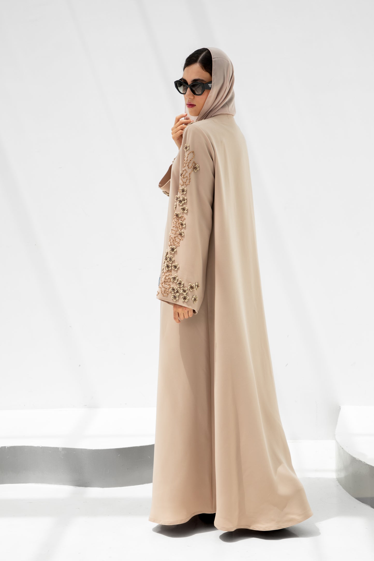 Eloria Beige Abaya