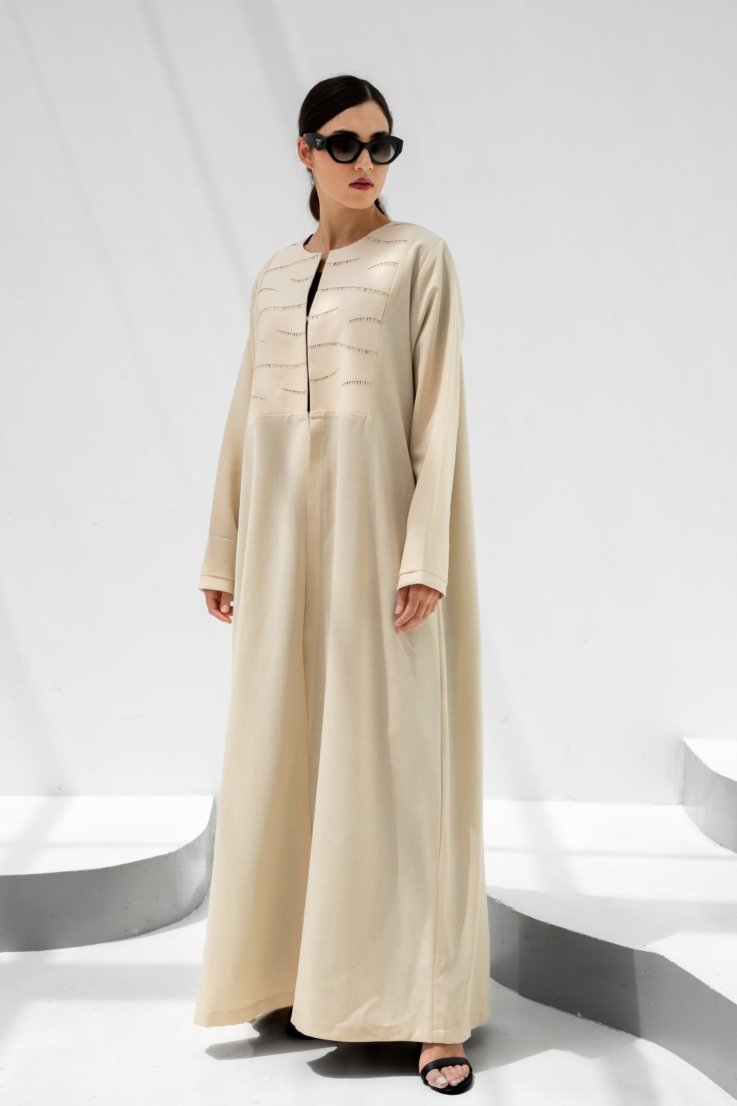 Ivory Linen Abaya