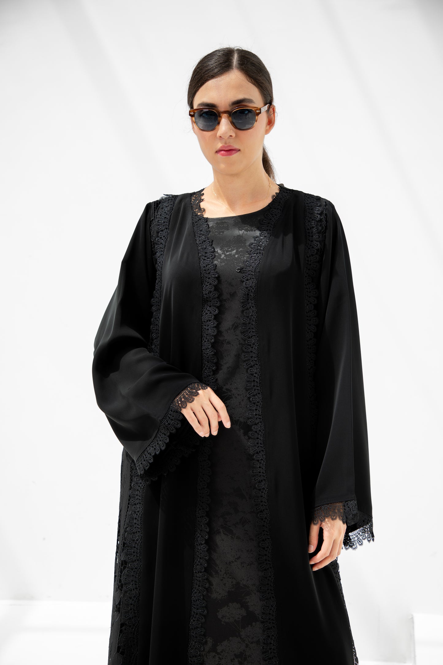 Velisse Abaya