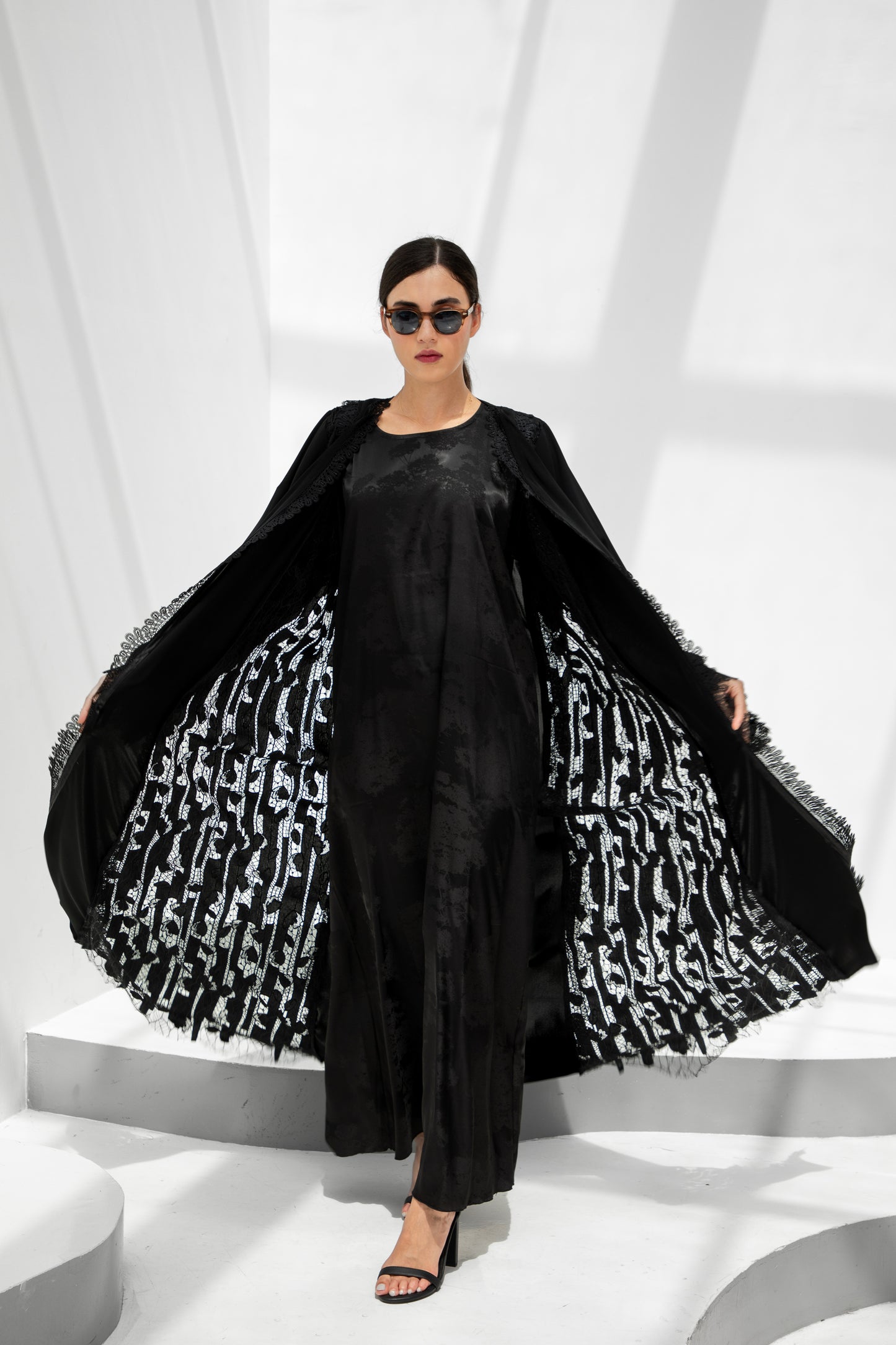 Velisse Abaya