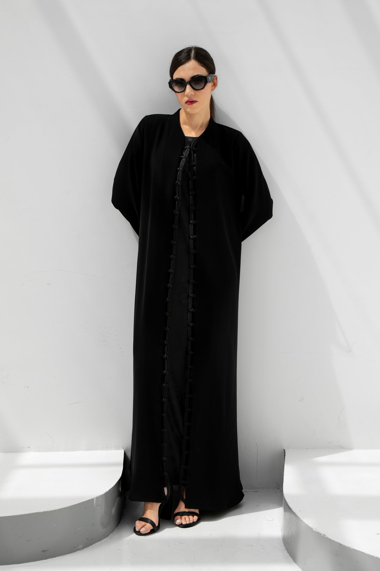 Black Loop Abaya