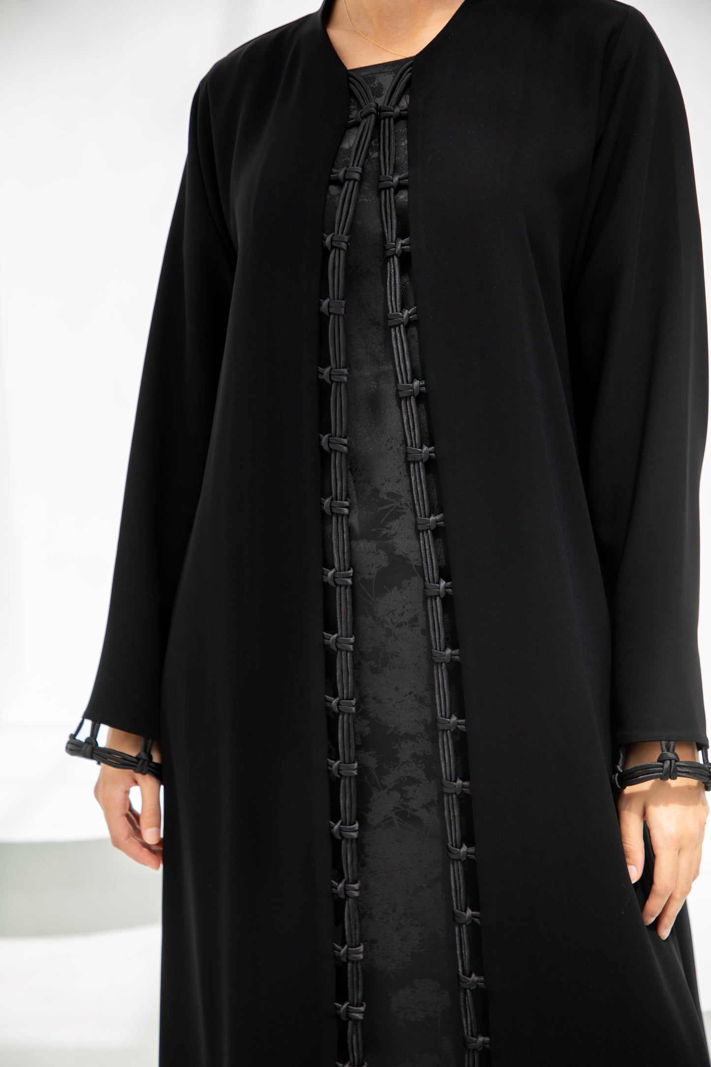 Black Loop Abaya
