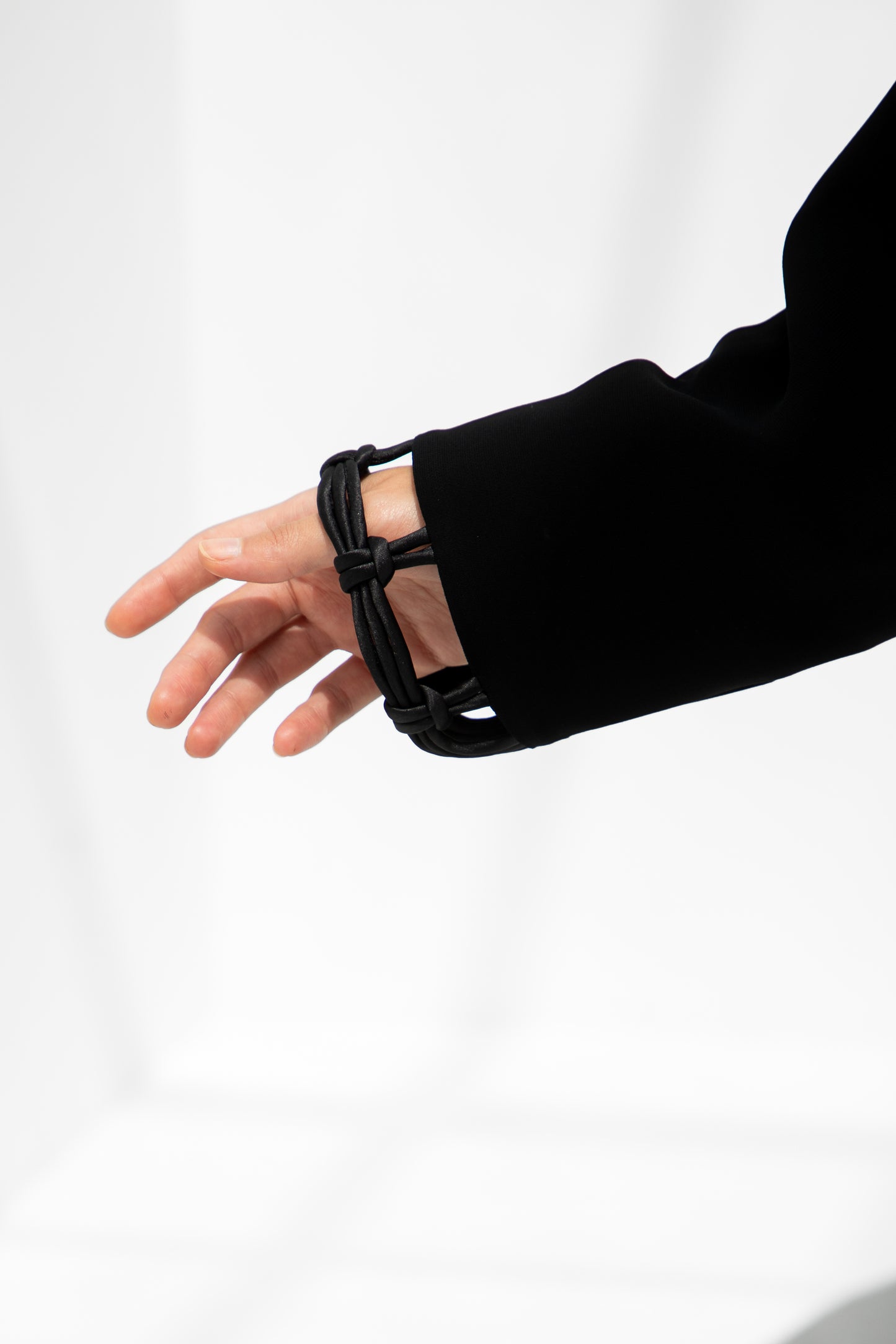 Black Loop Abaya