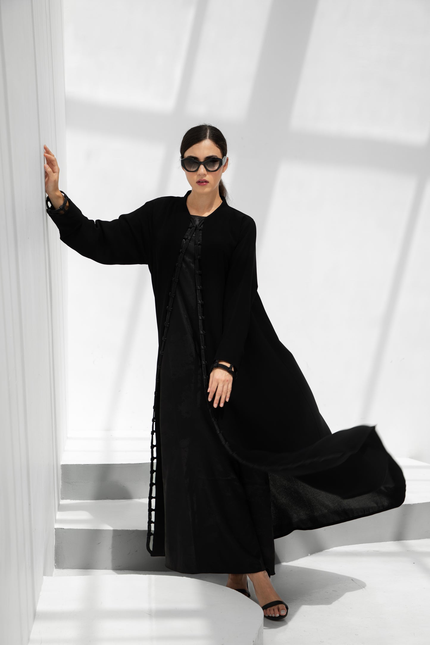 Black Loop Abaya