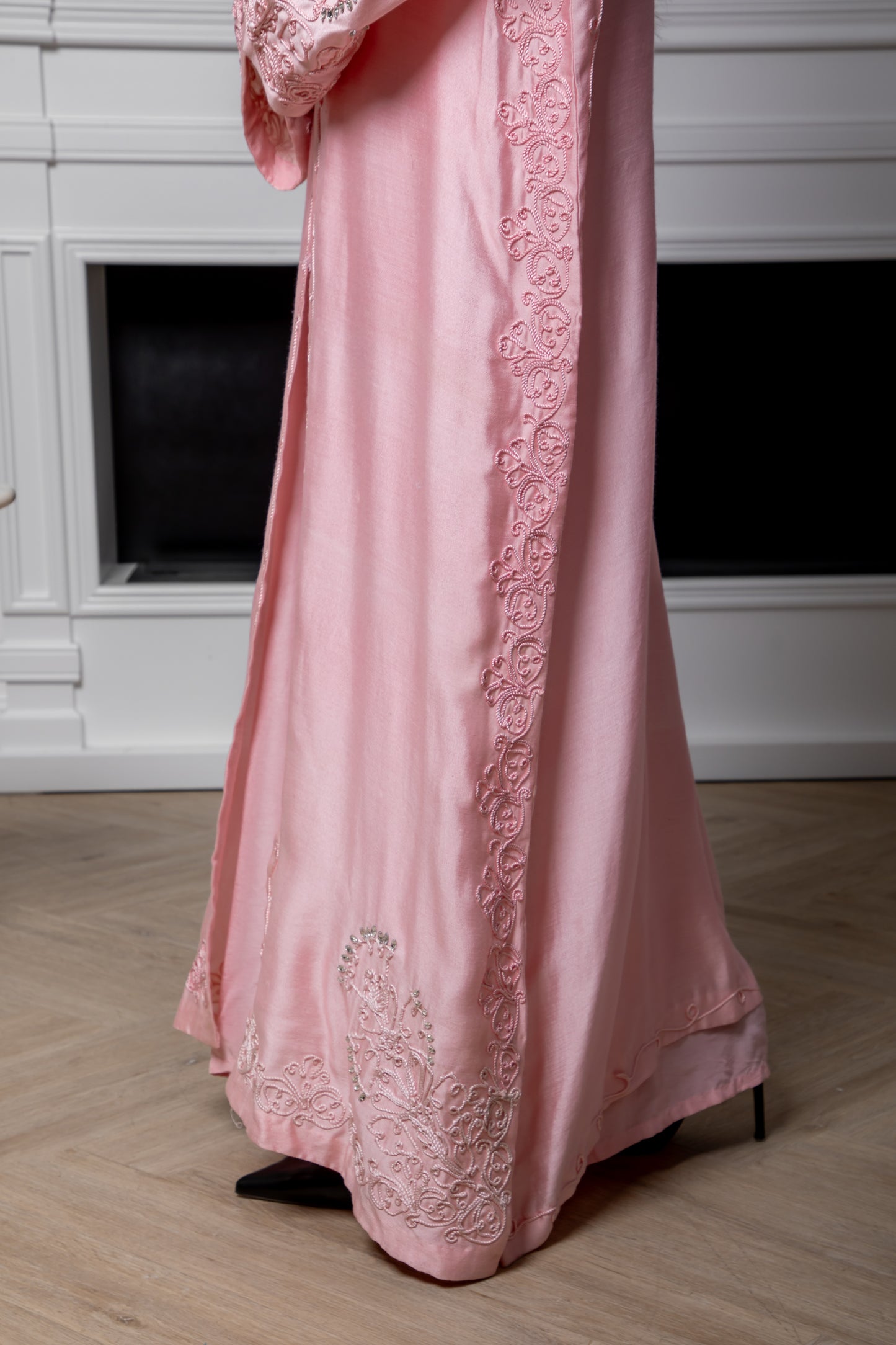 Blush Dew Abaya