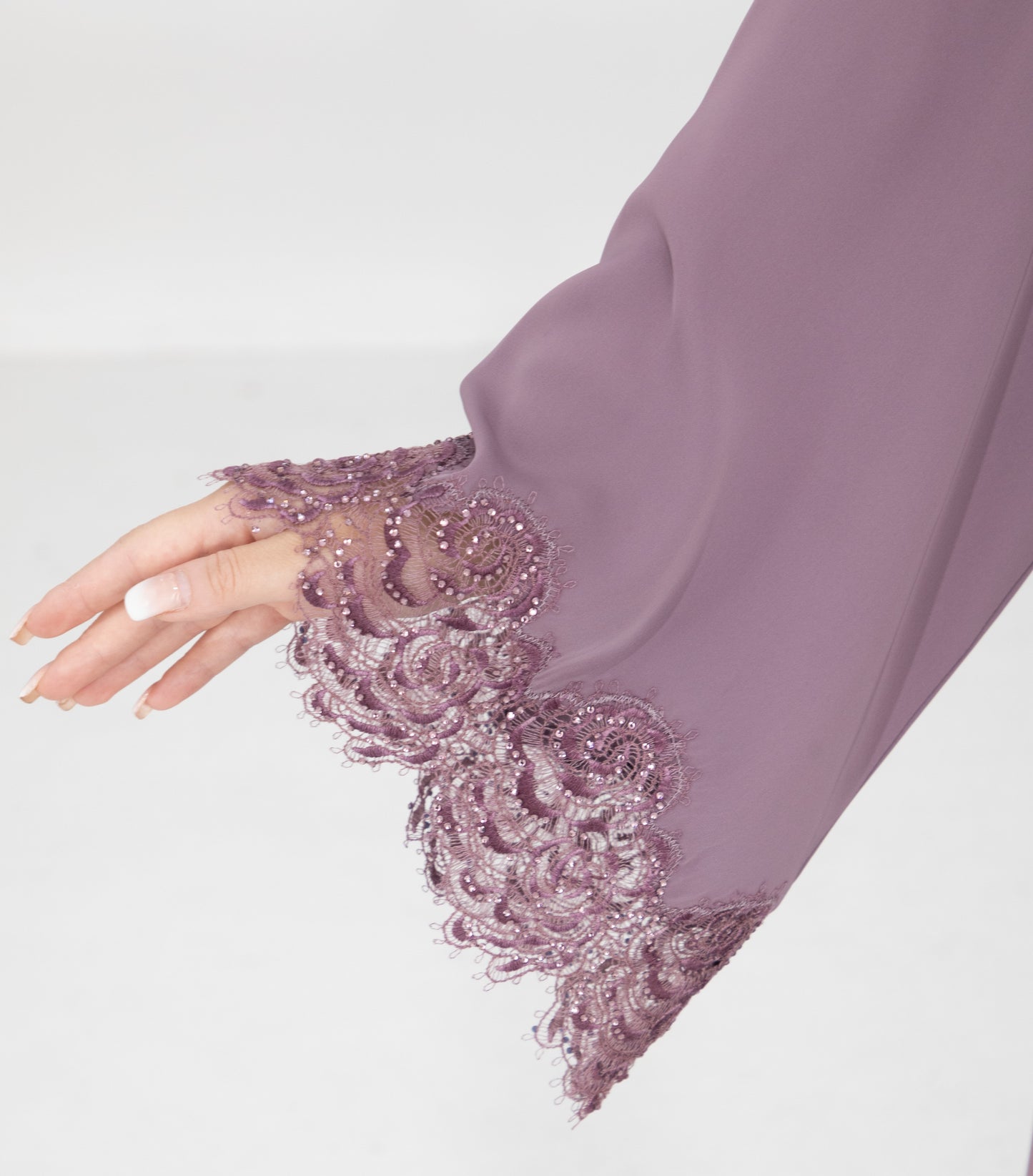 Heather Mauve Dantel Abaya