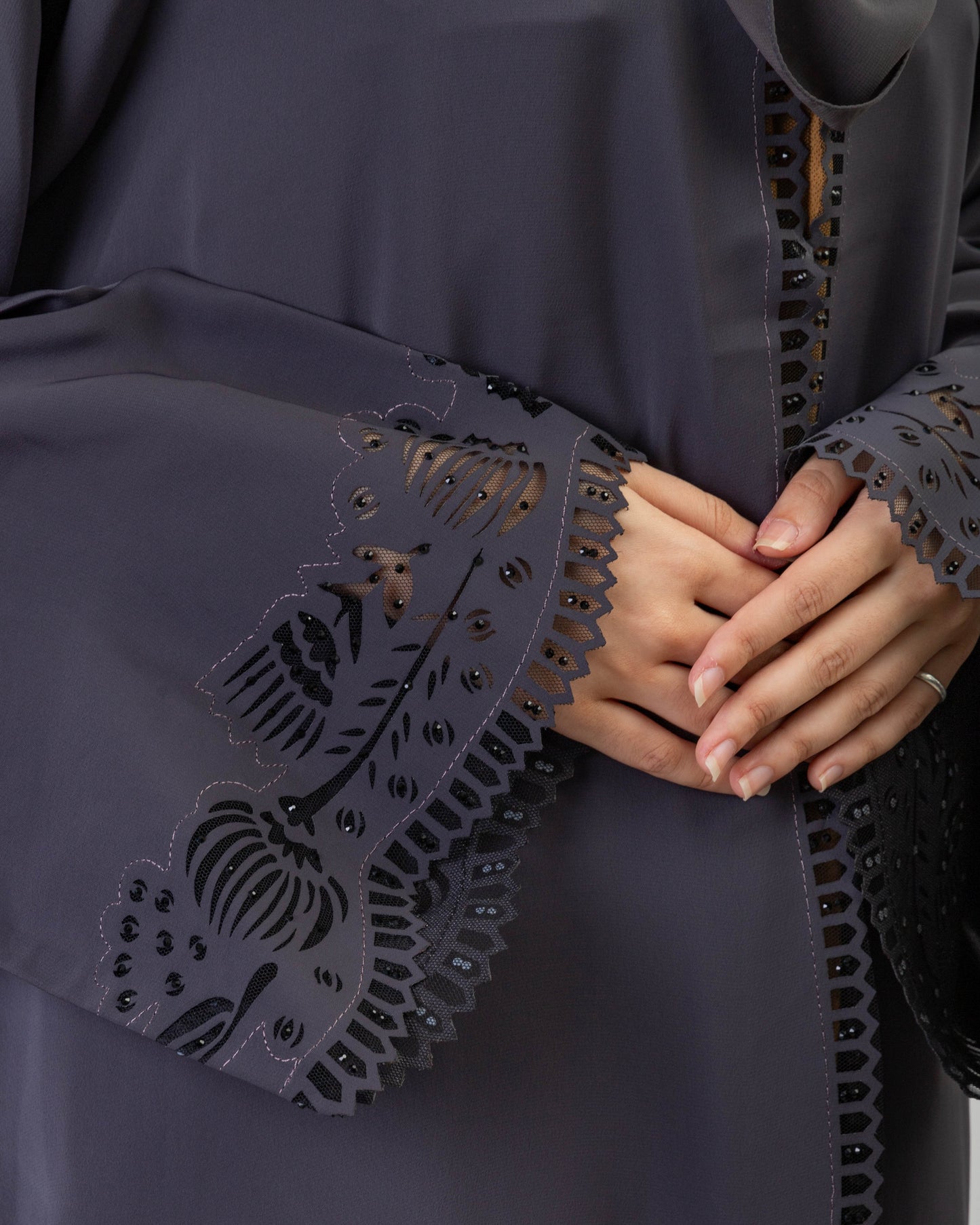 Noir Embrace Abaya