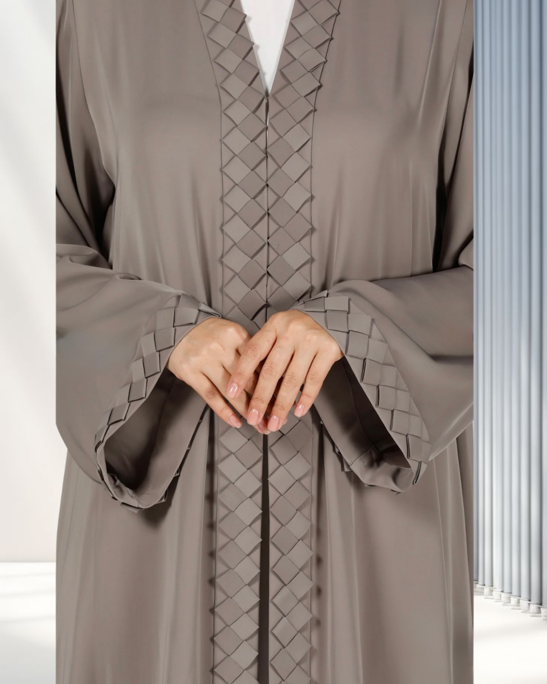 Mocha Weave-Trim Open Abaya