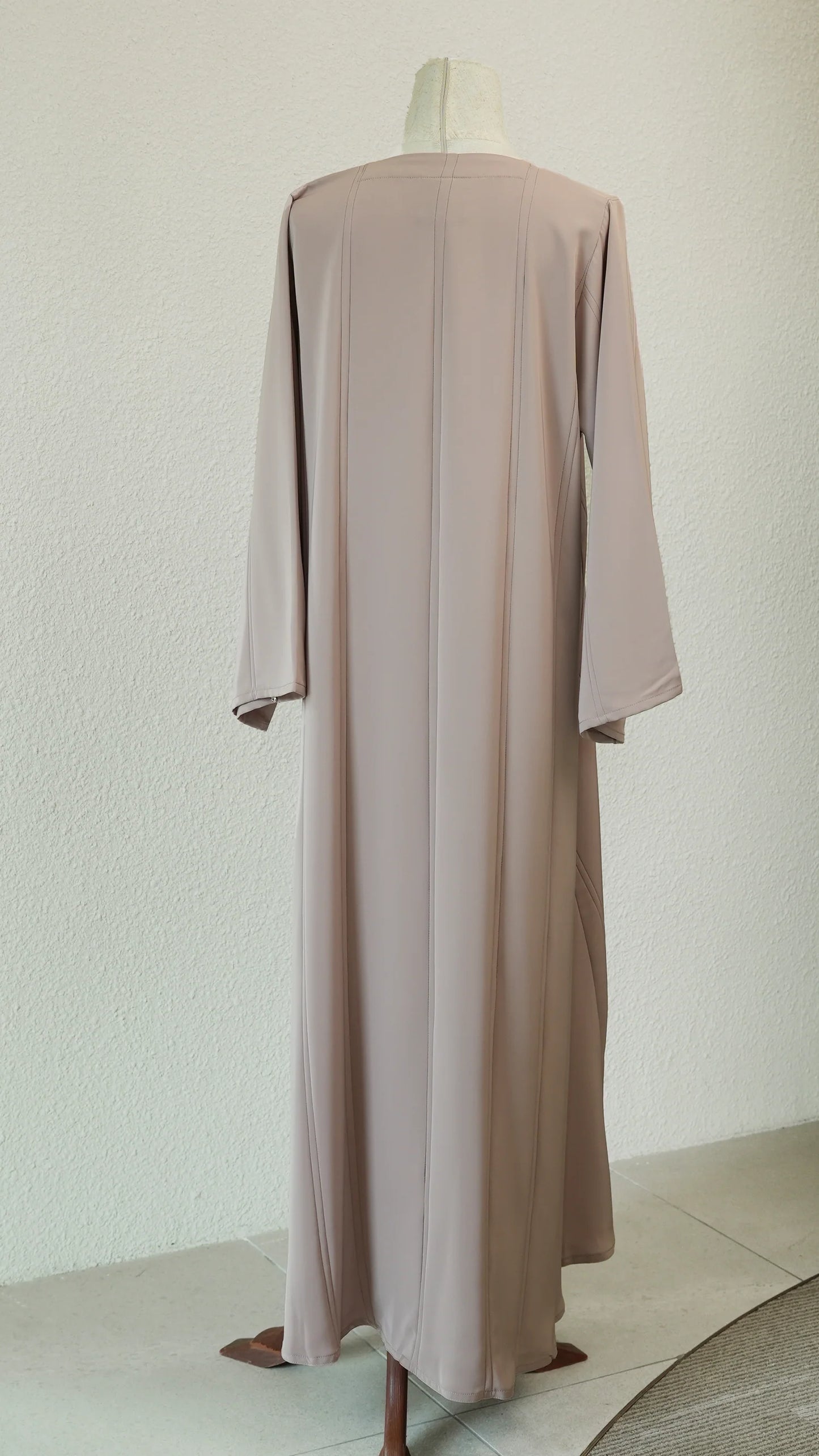 Nude Minimal Panel Abaya