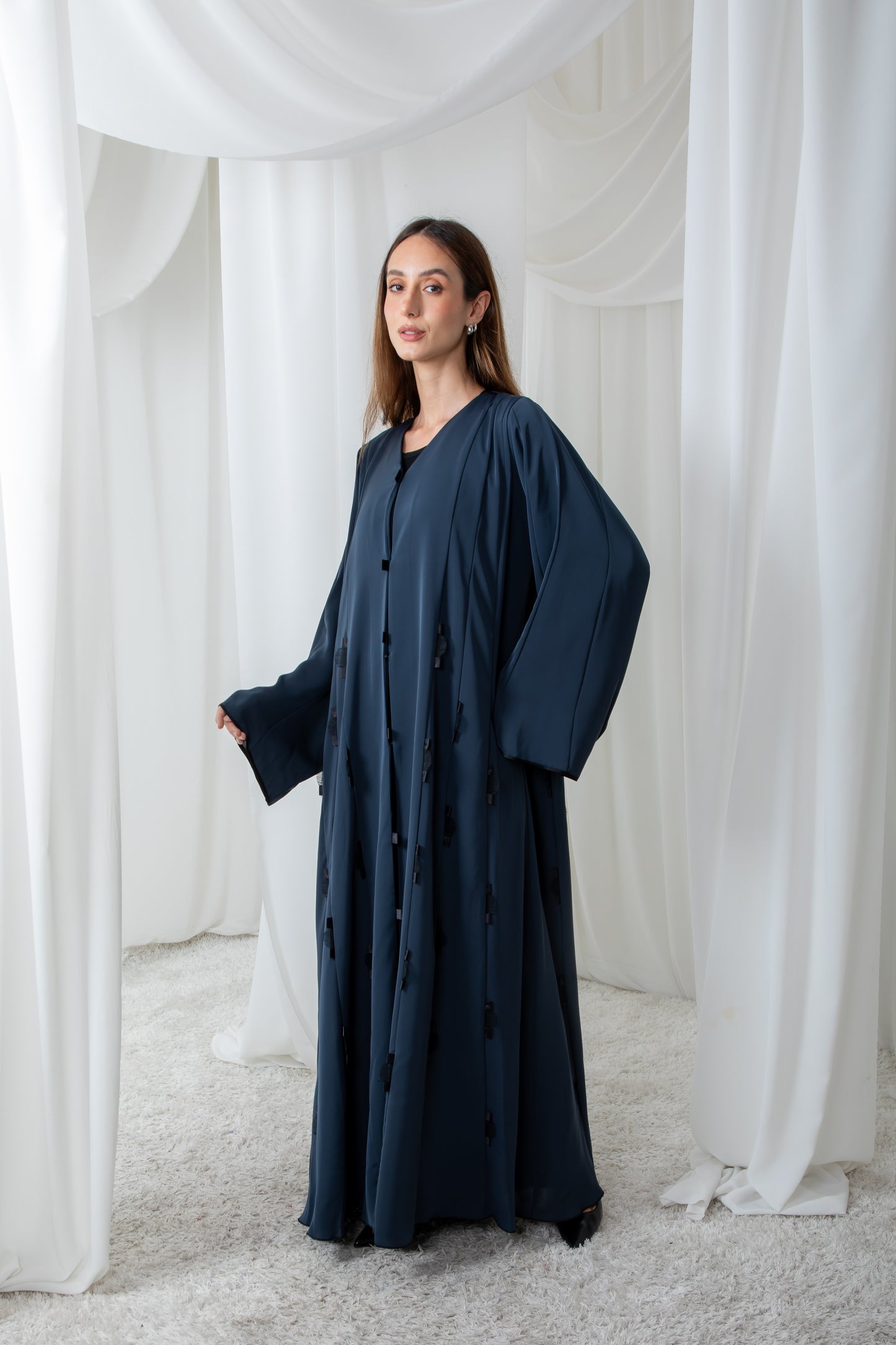 Navy Scalloped Abaya