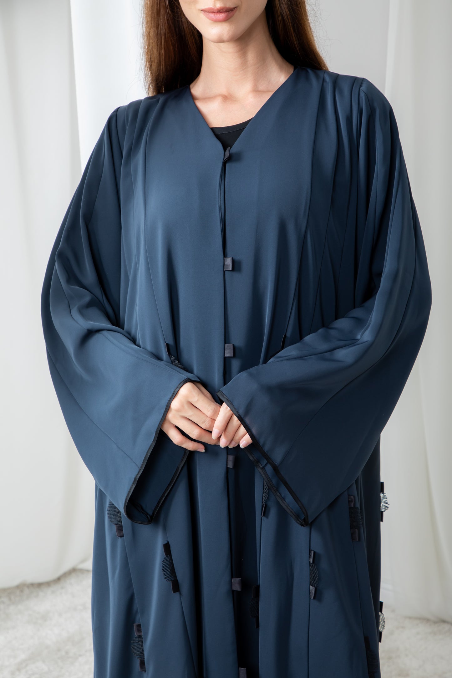 Navy Scalloped Abaya