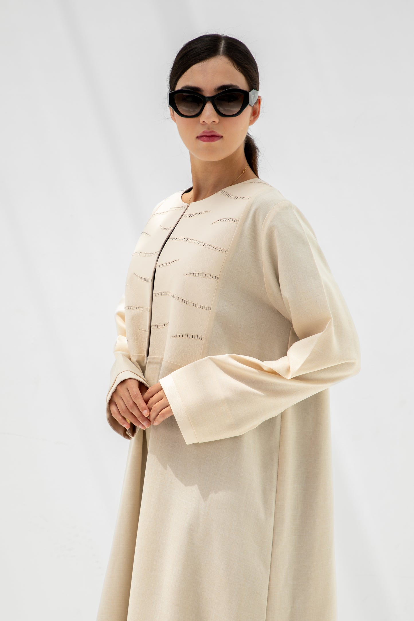 Ivory Linen Abaya