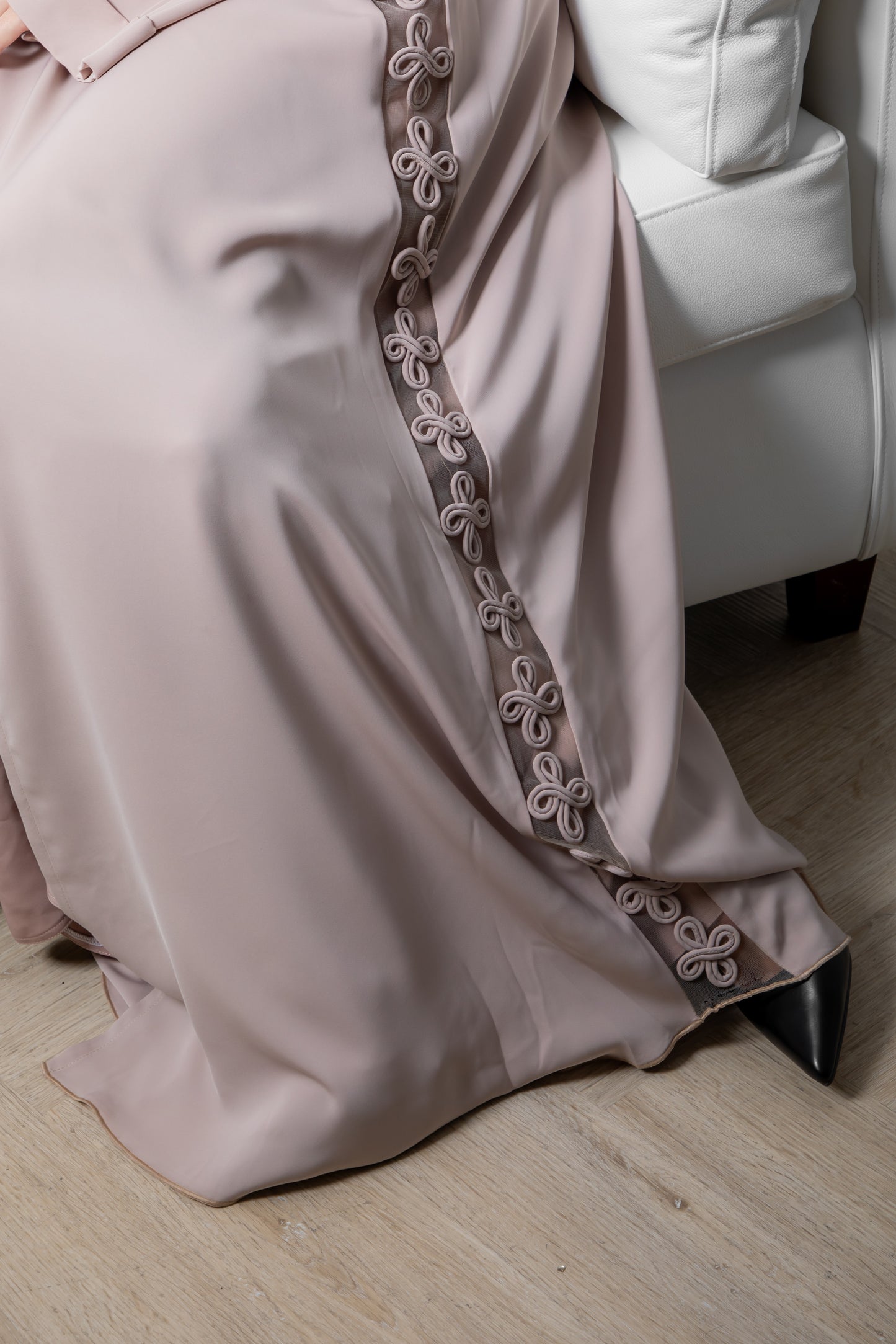 Velour Dune Abaya