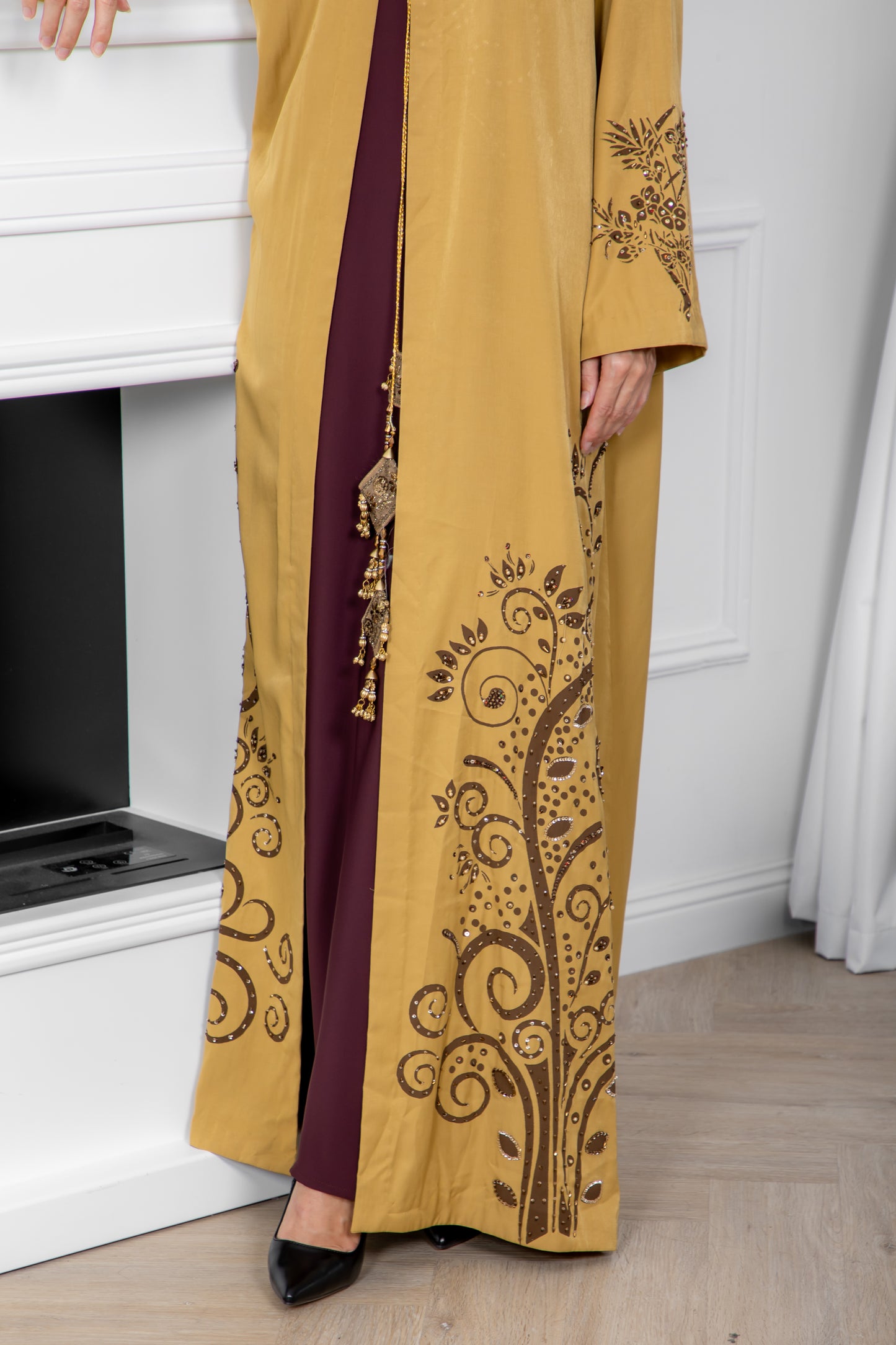 Saffron Majesty Abaya